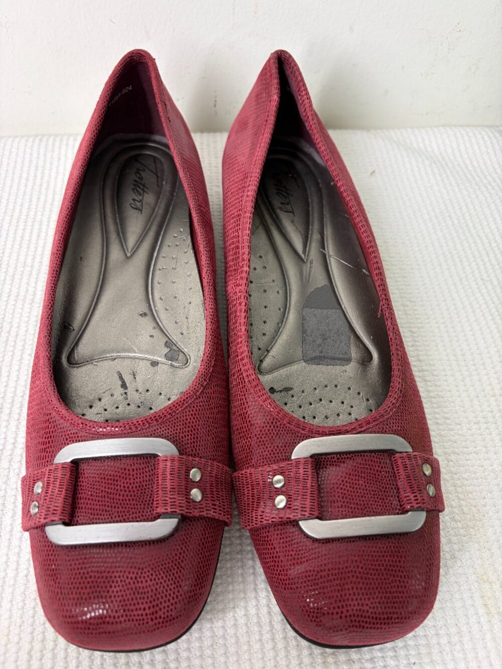 Trotters Sizzle Womens 9.5 Narrow Shoes